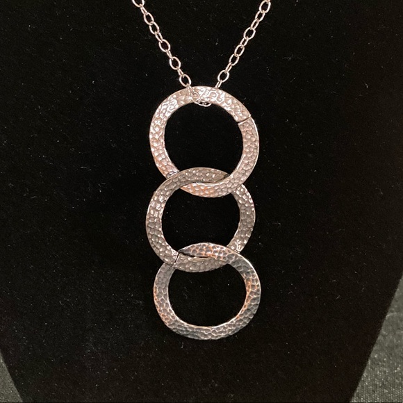 TOCARA. SANDRA DEE. Hammered stainless steel Multi positional necklace 38” + 2” - Picture 1 of 3